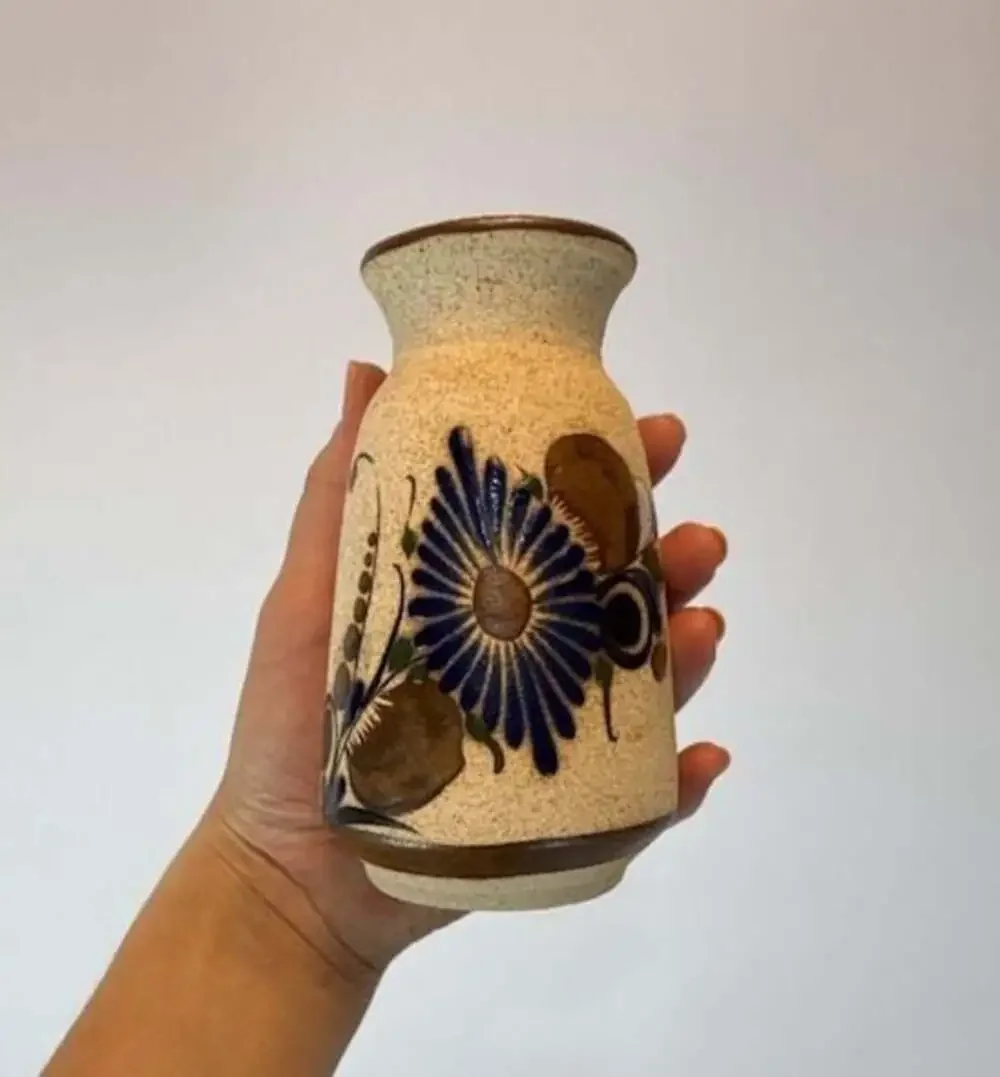 Vintage Z Mex Tonala Mexican Folk Art Hand Painted Sandstone Pottery Vase
